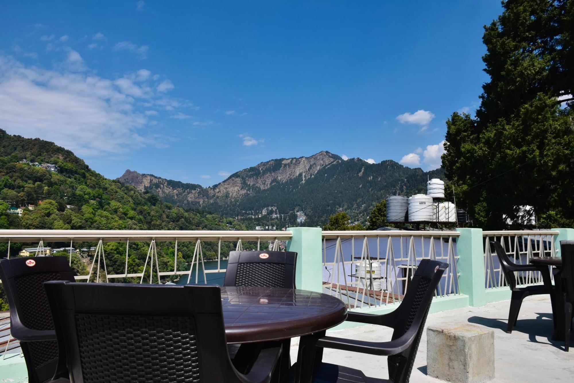 Spruce Hill Hotel & Restro Nainital Eksteriør billede